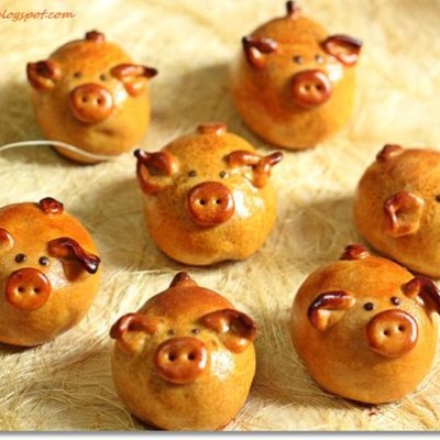 Bánh Trung Thu hình con heo