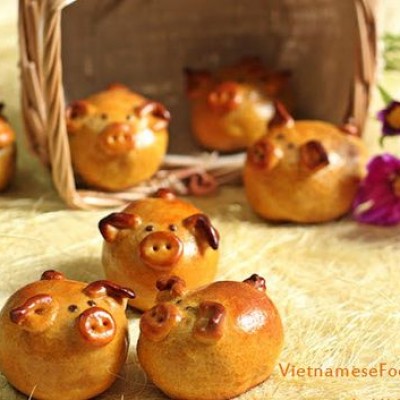 Bánh Trung Thu hình con heo