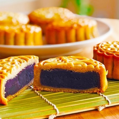 Bánh Trung thu nhân khoai môn