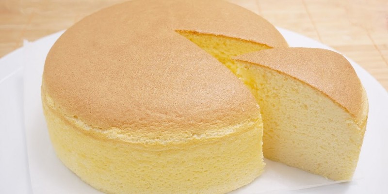 Cách làm bánh bông lan sữa chua bằng nồi cơm điện bông mềm đơn giản